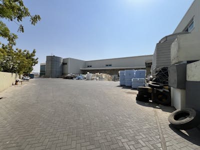 Logistics Facility With Solar Panels, National Industries Park, Dubai To Let / For Sale - IMG_3368.jpg