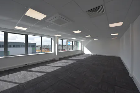 Bridgewater Point, 103 Barton Dock Road, Manchester, Industrial To Let - DSC_3006.JPG