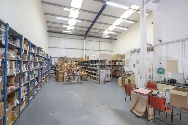 Unit 3 Sperrin Business Centre, Ruislip, Industrial / Warehouse To Let - 3_1.jpg