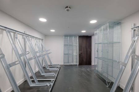 3 Moorgate Place, London, Office To Let - Bike storage / lockers