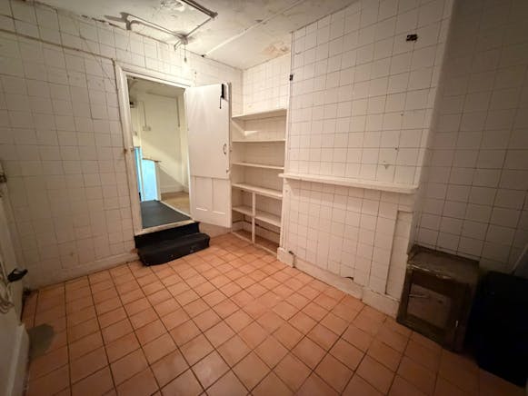 67 Southchurch Road, Southend-on-Sea, Retail To Let - WhatsApp Image 2026-04-07 at 17.10.53 (3).jpeg