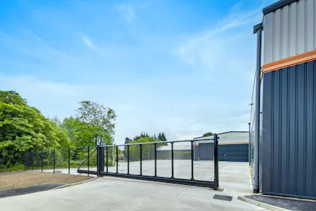 Unit F, Sinfin Commercial Park, Derby, Industrial / Warehouse To Let - hortons_sinfin_0042_SKY.jpg