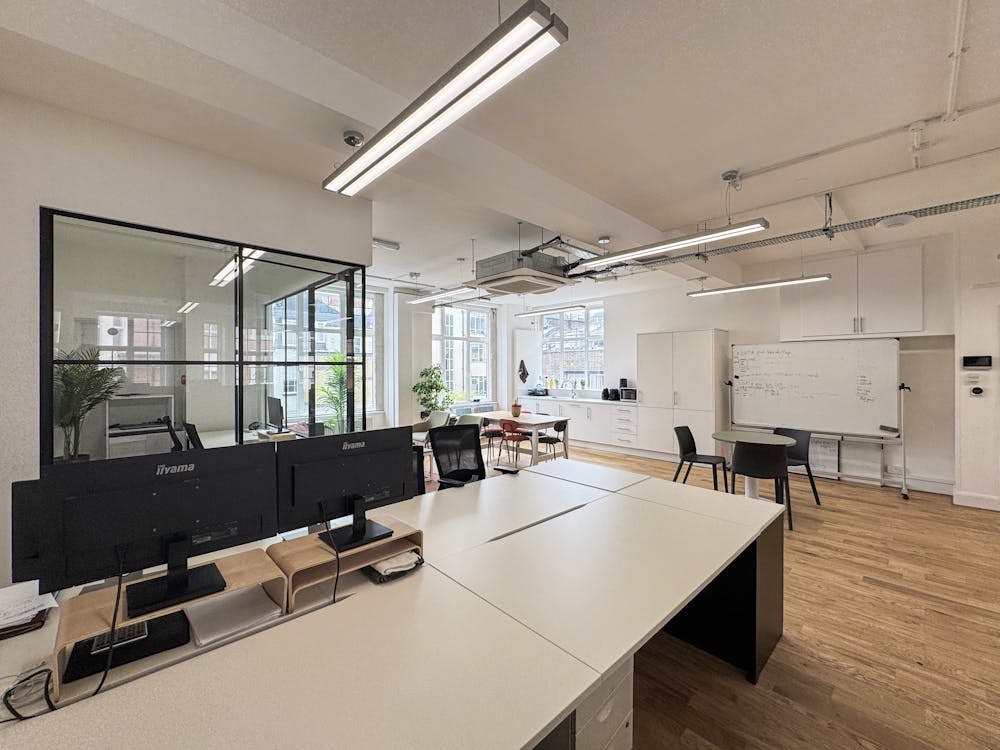 72 Margaret Street - Image 1.jpg