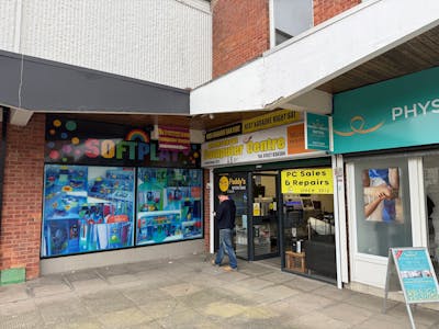 10 Mill Lane, Bromsgrove, Leisure / Retail For Sale - IMG_1825.JPG