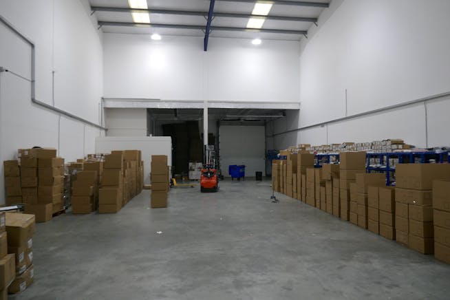 15 Harlow Mill Business Centre, Harlow, Industrial To Let - P1060647.JPG