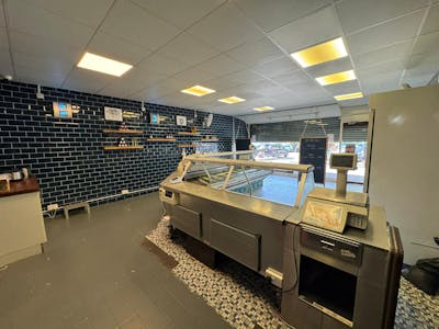 416 Whitmore Way, Basildon, Office / Retail To Let - IMG20250912WA0001.jpg