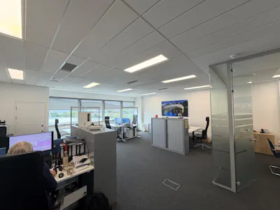 Suite 304 Q House, Dublin 18, Office To Let - PHOTO-2026-09-09-17-29-08.jpg
