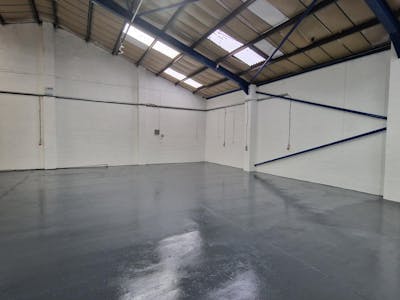 Unit 8B & 8C, Stockport, Industrial/Logistics To Let - 20241028_112411.jpg