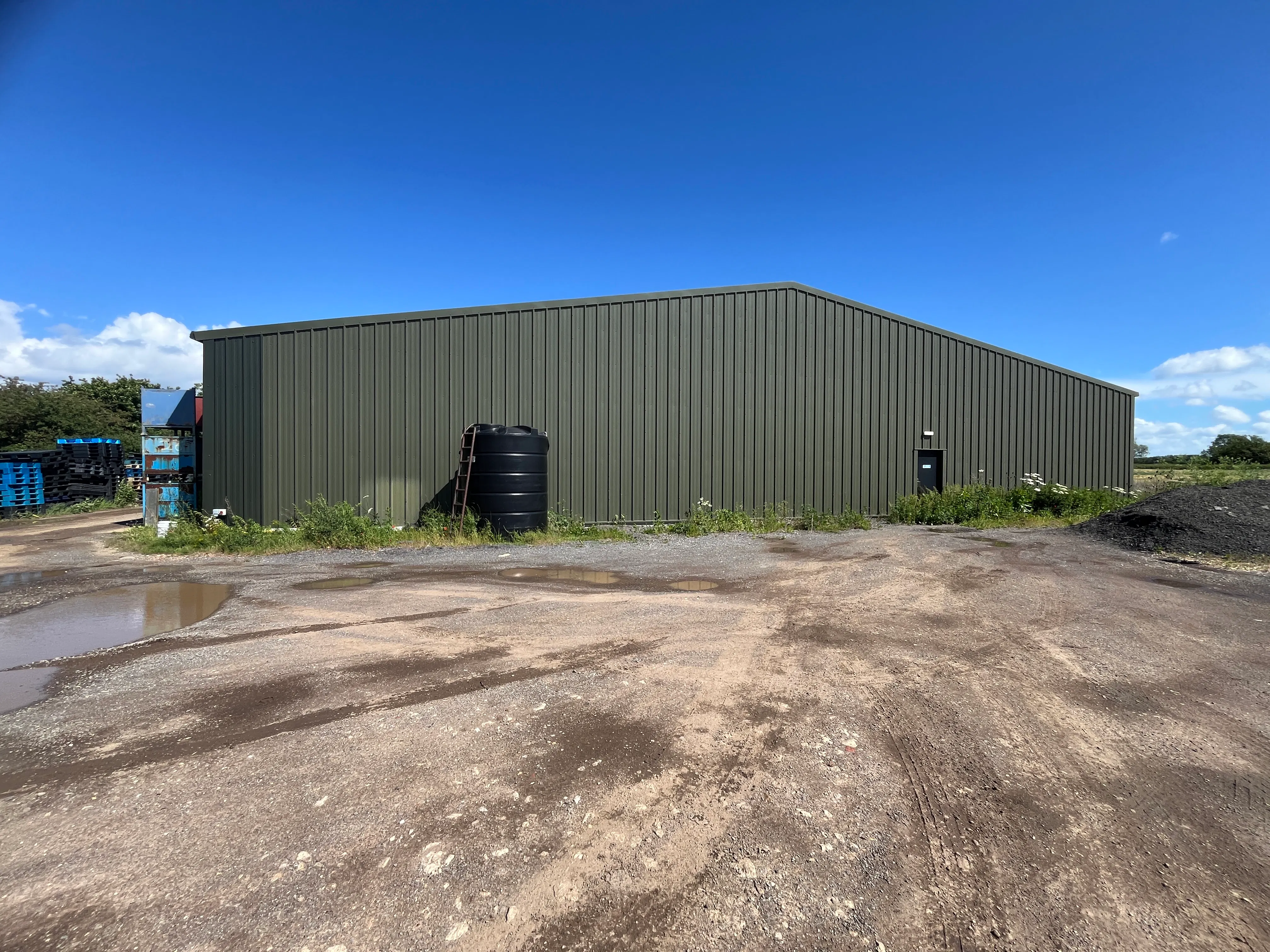 Unit 1 & Unit 2, Georges Farm, Buckingham, Industrial To Let - 20260609_142648965_iOS.jpg