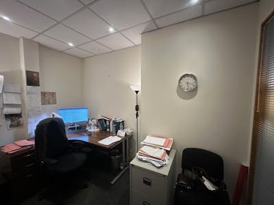 110 Drymen Road, Glasgow, Retail To Let - 110 Drymen rd - 006.jpg
