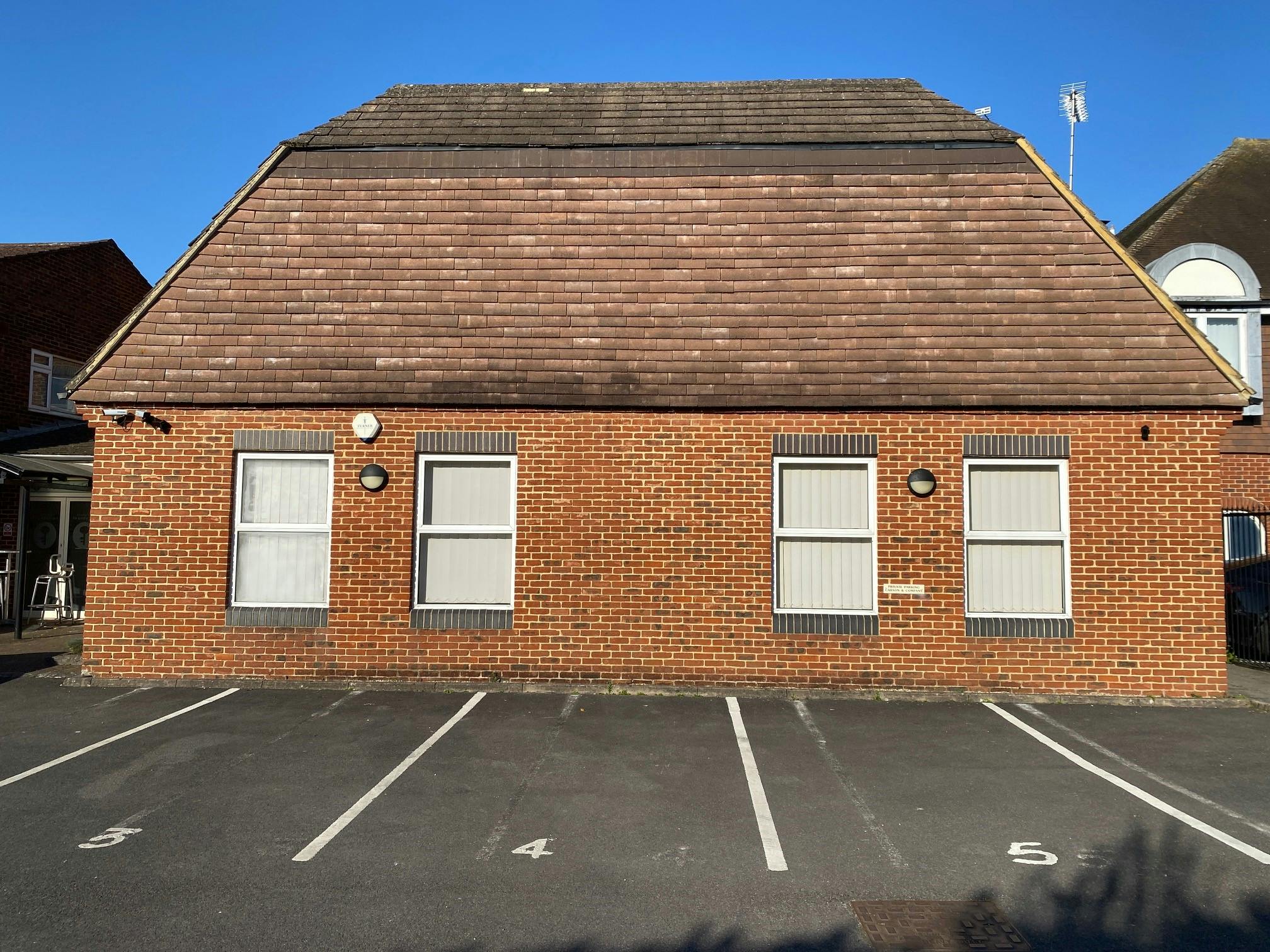 Ground Floor 39 Guildford Road, Lightwater, Offices To Let - Ground floor accounts office external.jpg