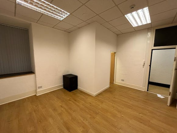 Waterloo Chambers, 19 Waterloo Street, Glasgow, Offices To Let - PHOTO-2022-08-19-07-04-15 8.jpg