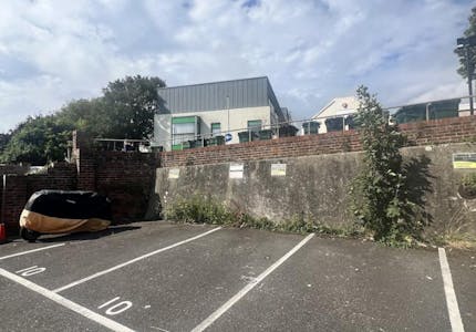 10 Station Road, Portslade, Class E Retail / Leisure / E (Commercial / Business / Service) / E Class Retail / Leisure (no extract - Open A1) / Restaurant / Cafe / Retail To Let - Image 3