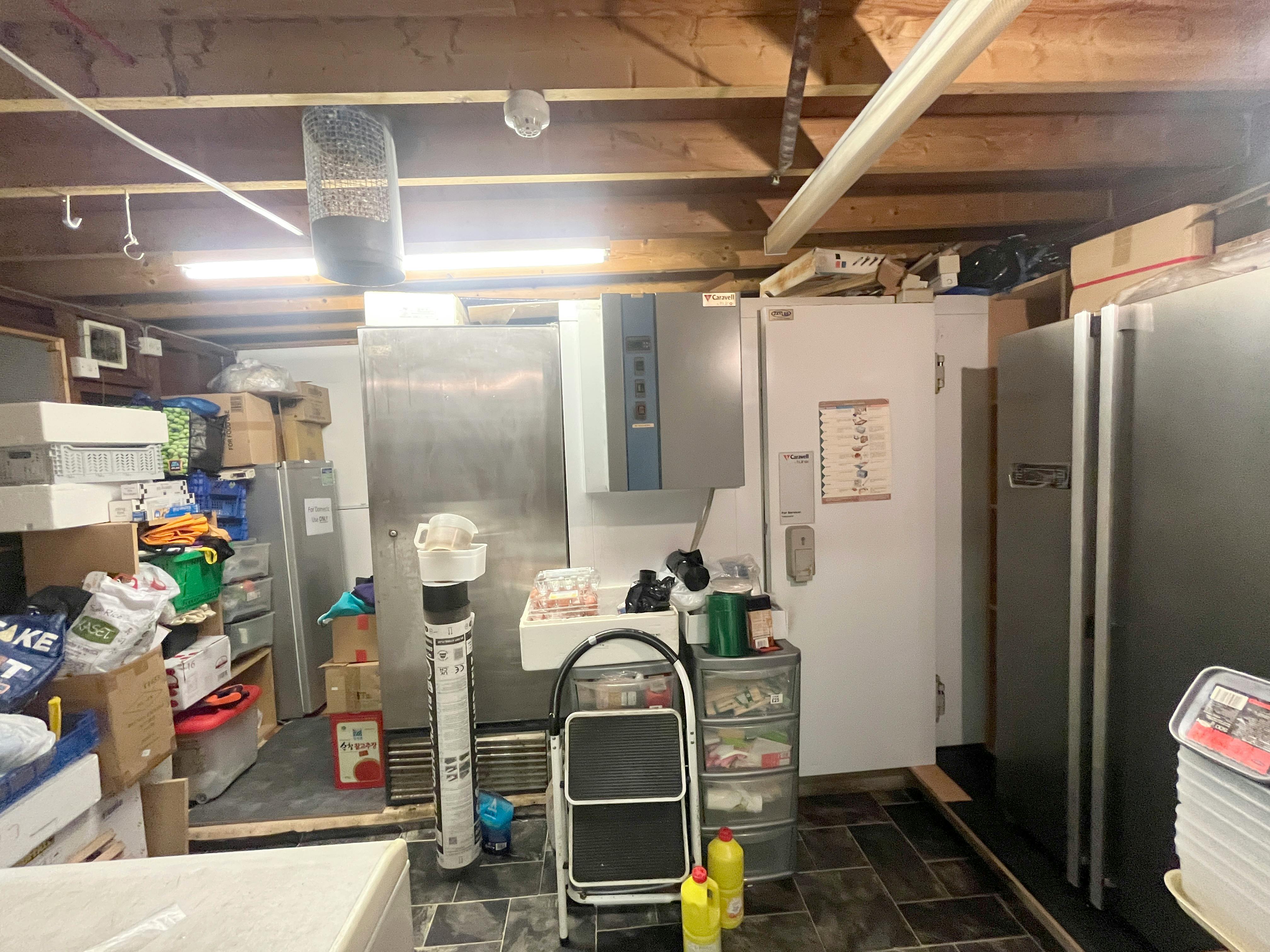 Retail/Shop in Bournemouth - photo 4