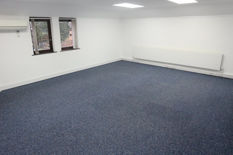 Enterprise House, 95 London Street, Reading, Office To Let - Second Floor - Front Suite