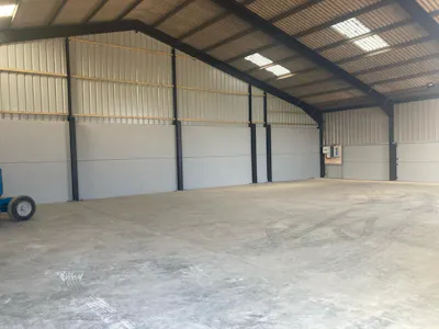 Unit 3A, Moat Farm, Buckingham, Industrial To Let - internal2  3B.jpg