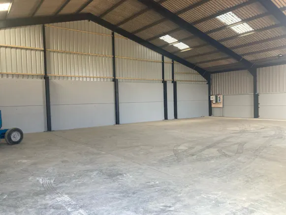 Unit 3A, Moat Farm, Buckingham, Industrial To Let - internal2  3B.jpg