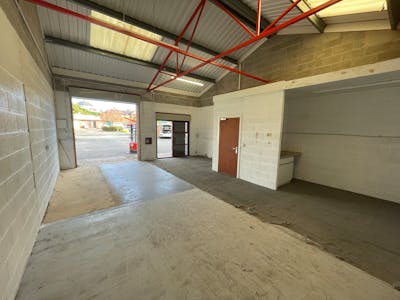 Units 18 - 20 Town Yard Industrial Estate, Leek, Industrial / Industrial/Logistics To Let - IMG_3771.JPG