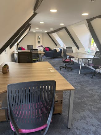 Allsopp Suite, Thame, Office To Let - WhatsApp Image 20250710 at 141429_5636cefa.jpg