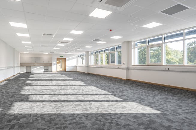 Intec Business Park, Wade Road, Basingstoke, Industrial To Let - IW121025CA1431.jpg