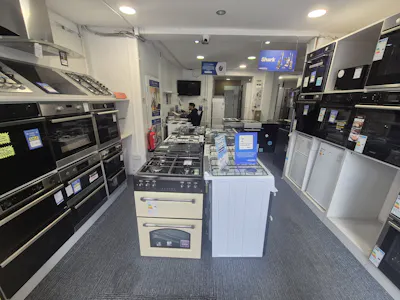 8-10 Castle Street, Stockport, Retail To Let - 20260701_092720.jpg