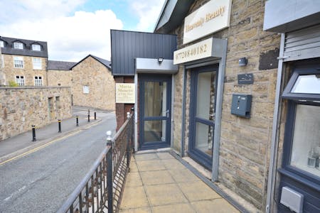 40C Kay Brow, Bury, Office To Let - Entrance