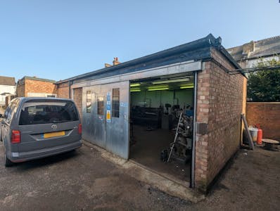 1A Harwoods Road, Watford, Industrial For Sale - BLURRED.jpg