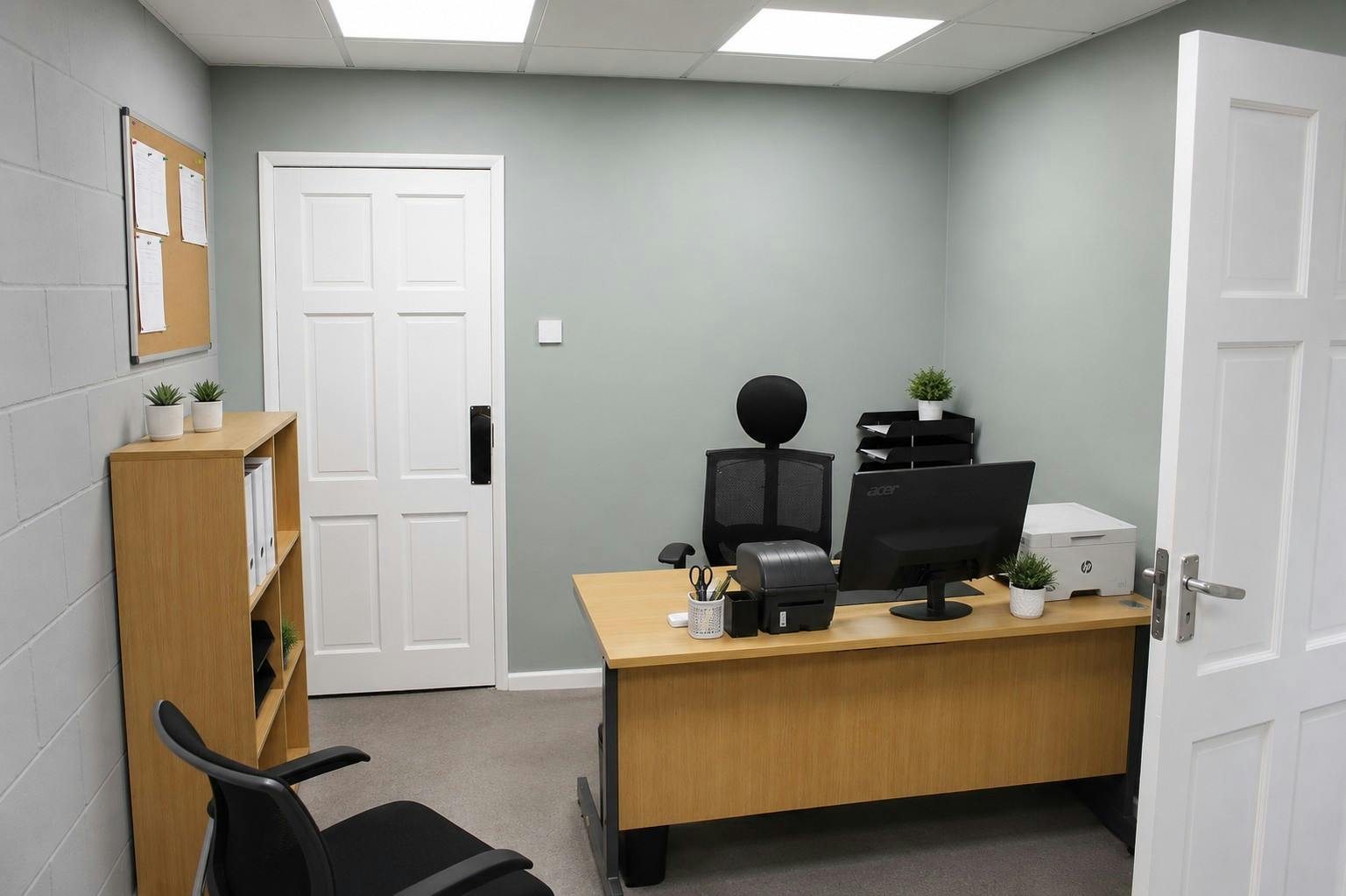 Unit 6 New Horizon Business Centre, Harlow, Industrial To Let - .office.jpeg