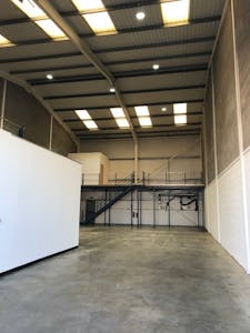 Unit 3 Beacon Court, Pitstone, Light Industrial / Warehouse For Sale - 6.jpg