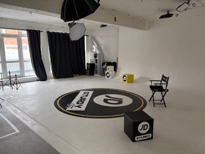 128-130 Seven Sisters Road, London, Office To Let - 1.jpg