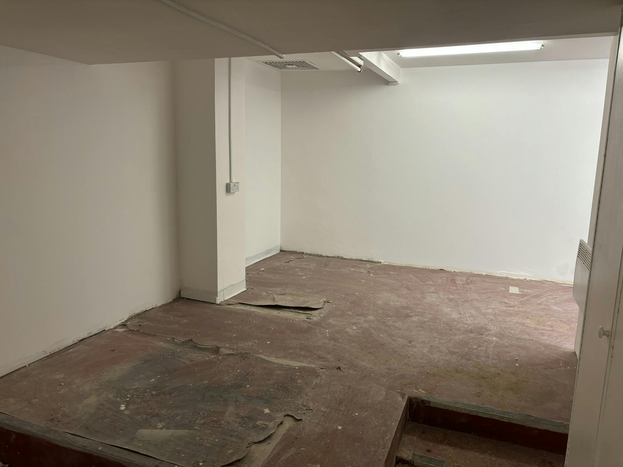 36 High Street, Maidenhead, Retail To Let - IMG_7152.JPEG