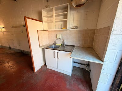 8 Riverside Industrial Estate, Rochford, Industrial Lease Assignment - WhatsApp Image 2026-04-21 at 08.46.47 (1).jpeg