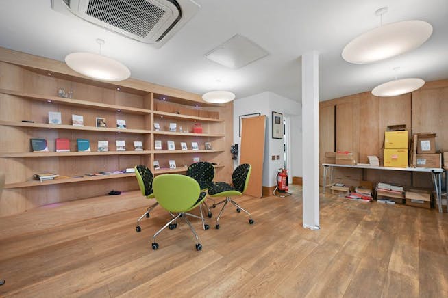 77 Great Peter Street, London, Offices For Sale - 10-8f50GCTSP - 77 Great Peter St - Reception 2 -Original (6)-small.JPG