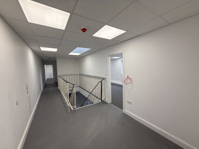 Unit 48 Enfield Industrial Estate, Redditch, Office To Let - IMG_3383.JPG
