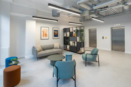 4 Chiswell Street, London, Office To Let - CHIS_018.jpg