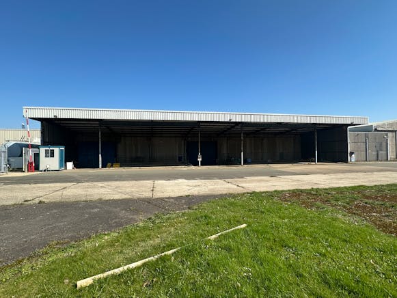 Unit 1 & 1A Appletree Industrial Estate, Appletree Road, Chipping Warden, Industrial To Let - IMG_4664.JPEG