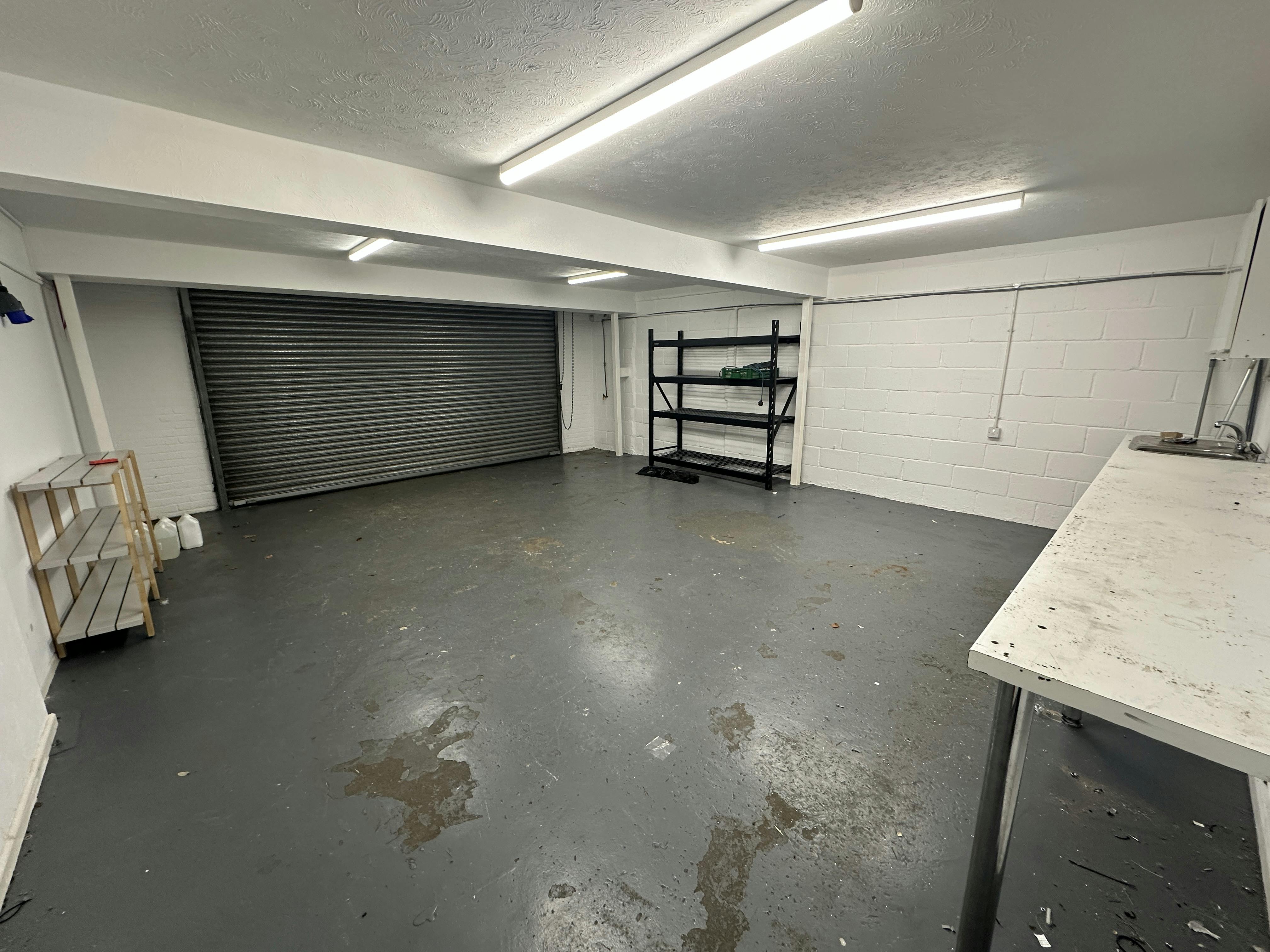 4 Abbey Business Park, Monks Walk, Farnham, Offices / Industrial / Warehouse To Let - IMG_7734.jpeg