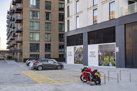 Unit 22.09 - Royal Wharf Development, London, Retail To Let - SO2_6460.jpg