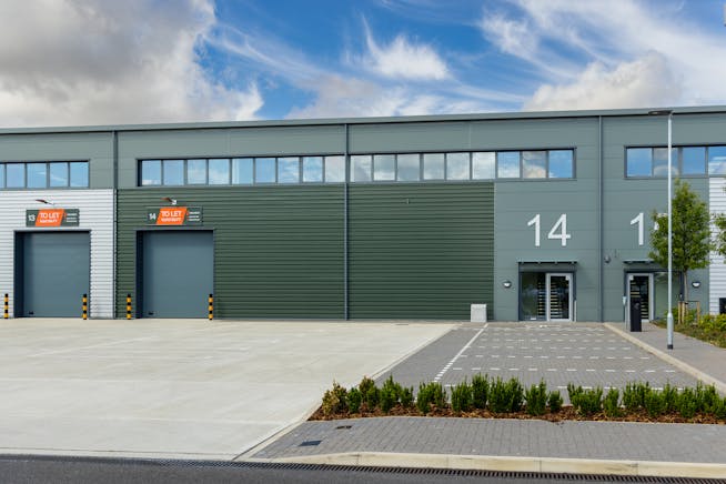Vantage 41, Aston Clinton, Industrial To Let - Vantage 41  75  Photoscouk  WEBRES.JPG