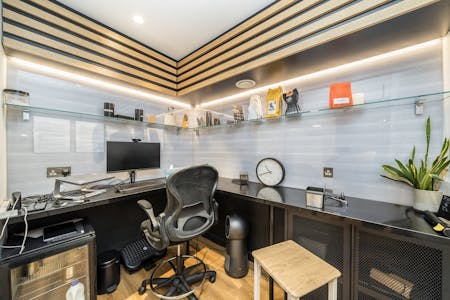 2 Artbrand Studios, 7 Leathermarket Street, London, Office To Let / For Sale - 2 Artbrand Studios office.jpg