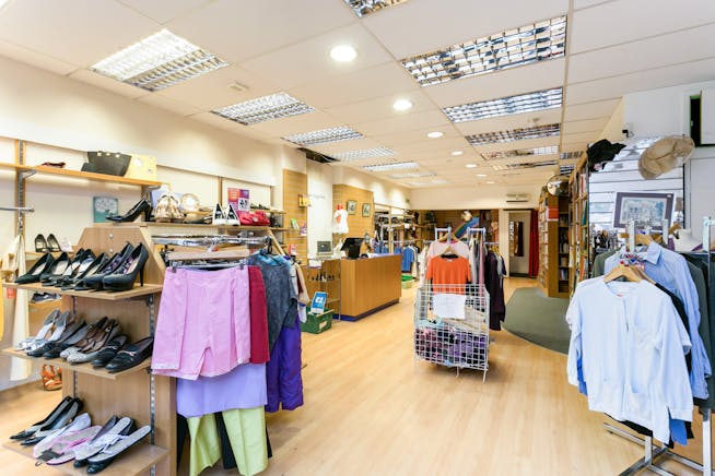 5-6, High Street, High Wycombe, Retail To Let - Photo 4