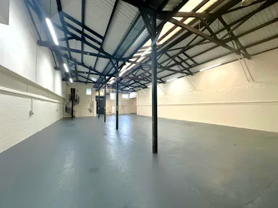 Unit 32B, The Old Brickworks Industrial Estate, Romford, Industrial To Let - 406d6832baa0c467d6da0e2c69dc4926-main-warehouse-i - Edited.jpg