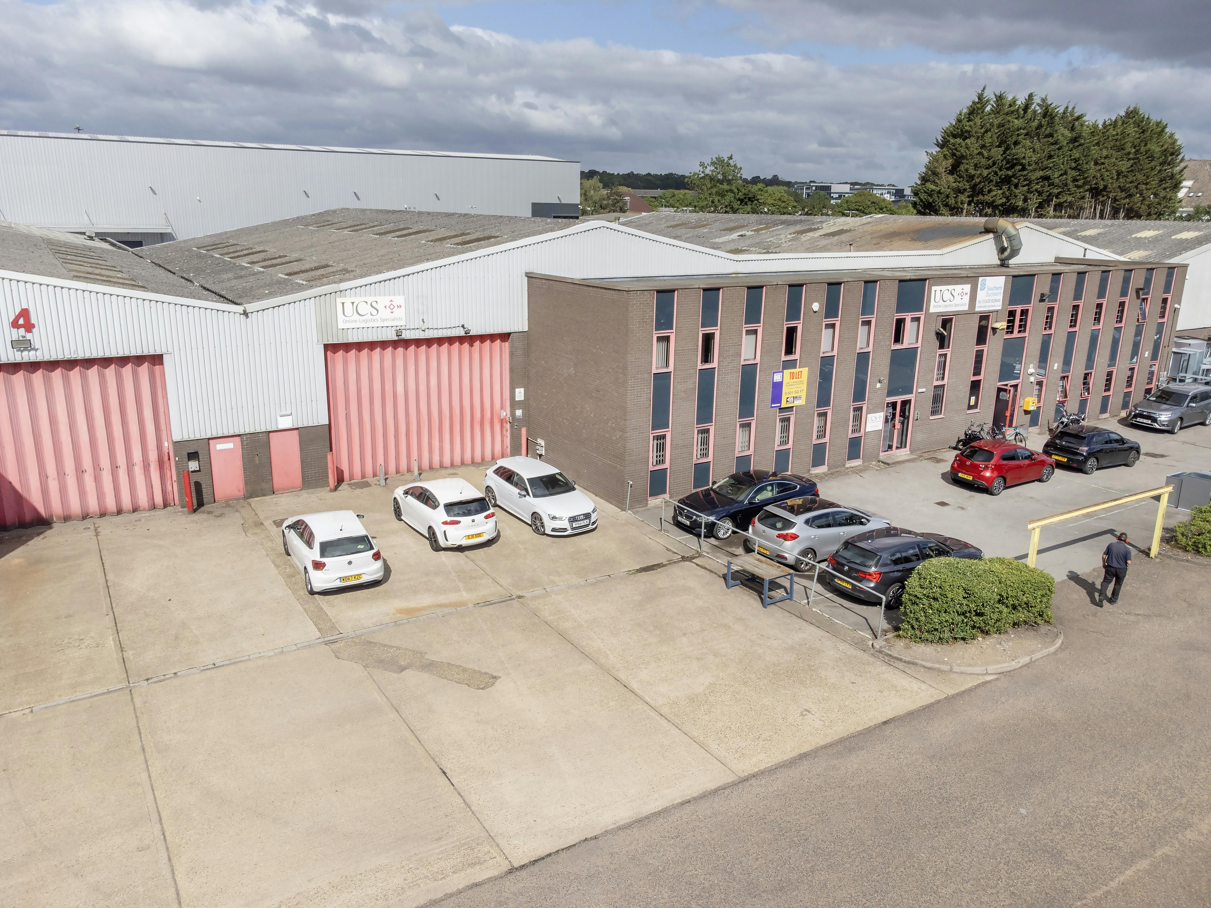 Units 3 & 4 Bracknell Business Centre, Downmill Road, Bracknell, Warehouse & Industrial To Let - Bracknell88.JPG