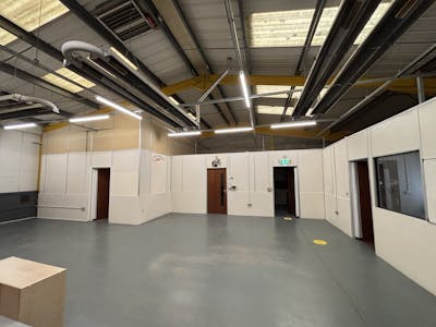Unit 32, Aberaman Park Industrial Estate, Aberdare, Industrial To Let - IMG_1770.jpg
