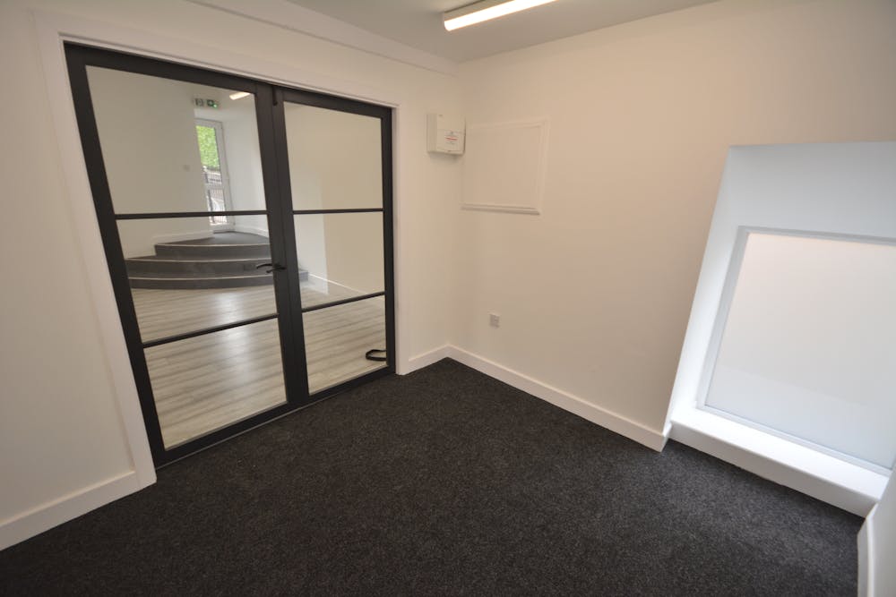 40C Kay Brow - Office Room 1