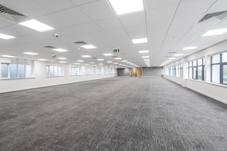 Temple House, Leeds, Office To Let - DSC09546.jpg