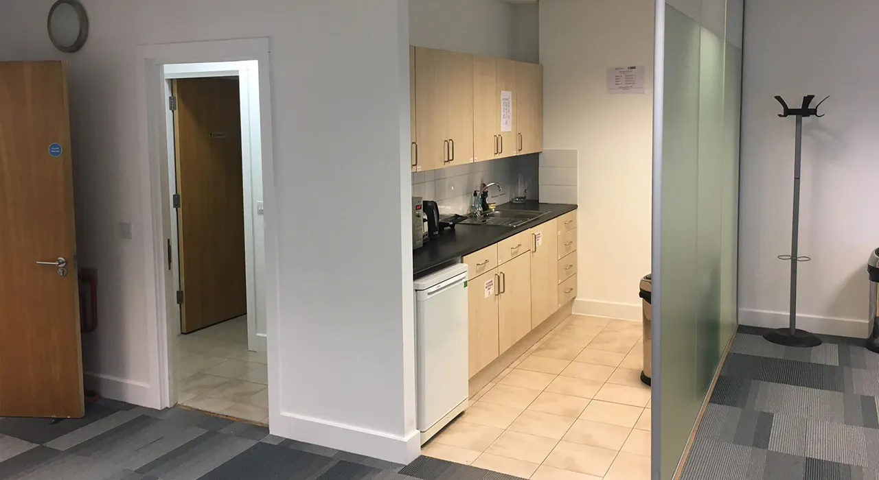Suite 1, The Fountain Centre, The Fountain Centre, Chelsea, Office For Sale - Units 13 Fountain CentreFulham SW6 office 1.jpg