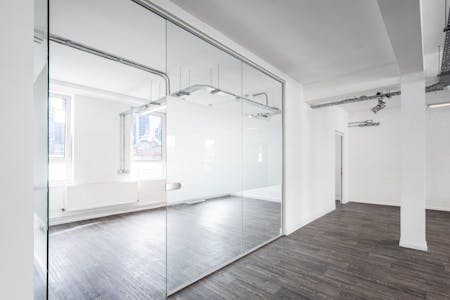 Universal House, 88-94 Wentworth Street, London, Office To Let - Universal Hse 34F  Low Res 21.jpg