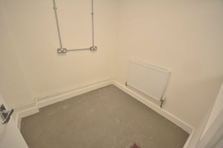 267 Bury Old Road, Manchester, Retail / High Street Retail To Let - Office