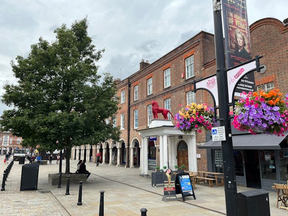 Red Lion House, 9-10 High Street, High Wycombe, Offices To Let - IMG_4064.JPG